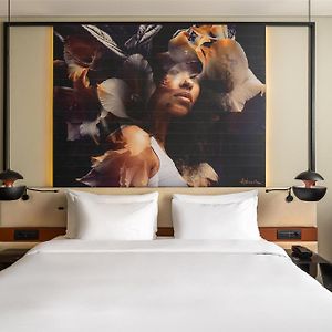 Executive King Room
